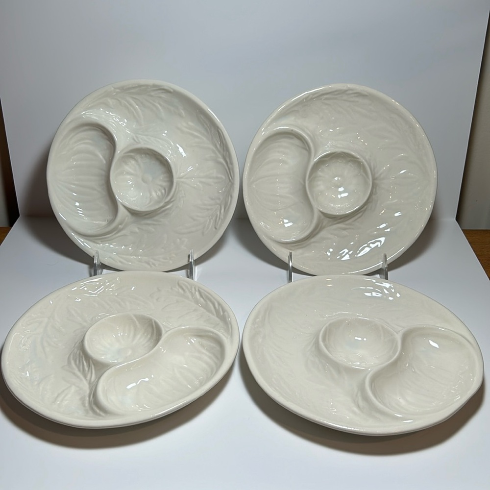 Set of 4 California Pottery 352 Artichoke Plates